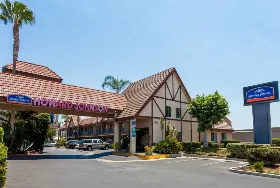 Photograph of Howard Johnson, Norco