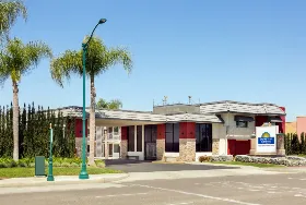 Photograph of Days Inn, Anaheim