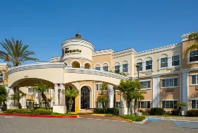 Photograph of Hotel Marguerite Anaheim/Garden Grove, Garden Grove
