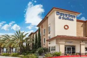 Photograph of Days Inn, Garden Grove