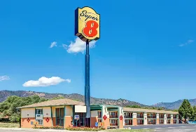 Photograph of Super 8, Yreka