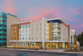 Photograph of Hampton Inn, El Segundo