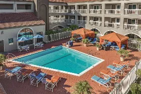 Photograph of La Quinta Inn & Suites, Millbrae