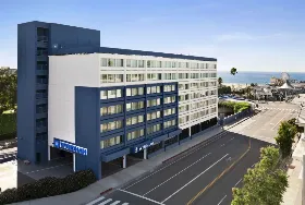 Photograph of Wyndham Santa Monica At The Pier, Santa Monica