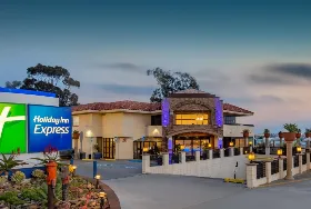 Photograph of Holiday Inn Express San Diego Airport-Old Town, San Diego