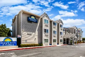 Photograph of Days Inn, Antioch