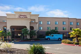 Photograph of Hampton Inn, Alameda