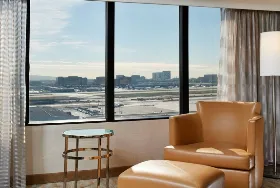 Photograph of Hilton Los Angeles Airport And Towers, Los Angeles