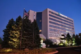 Photograph of Embassy Suites, Centennial