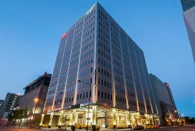 Photograph of HIS Denver Downtown-Convention Ctr, Denver