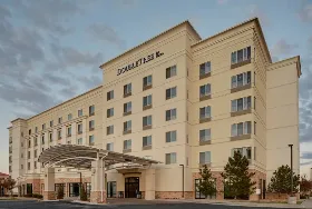 Photograph of Holiday Inn Hotel and Suites ( Airport ), Denver