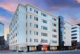 Photograph of Hampton Inn, Denver