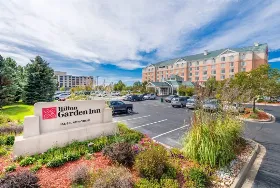 Photograph of Hilton Garden Inn, Aurora