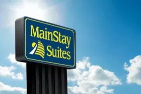 Photograph of Comfort Suites, Colorado Springs