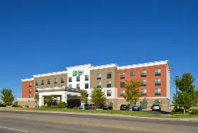 Photograph of Holiday Inn Express, Pueblo