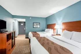 Photograph of Quality Inn, Colorado Springs