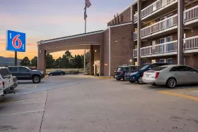 Photograph of Motel 6, Colorado Springs