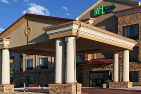 Photograph of Holiday Inn Express, Longmont