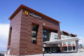 Photograph of La Quinta Inn & Suites, Littleton