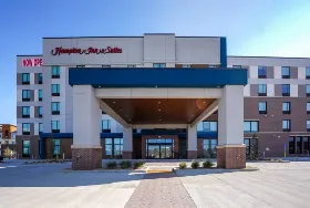 Photograph of Hampton Inn, Aurora