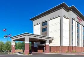 Photograph of Hampton Inn, Denver