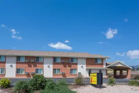 Photograph of Super 8 by Wyndham Colorado Springs/Chestnut Street, Colorado Springs