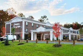 Photograph of Hampton Inn, Farmington