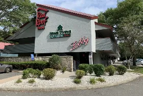 Photograph of Red Roof Inn, New London