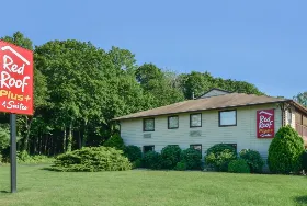Photograph of Red Roof PLUS+ & Suites, Guilford