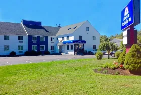 Photograph of Americas Best Value Inn, New London
