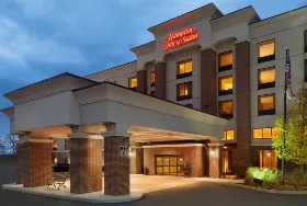 Photograph of Hampton Inn, East Hartford