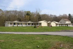 Photograph of Passport Inn & Suites, Chaplin
