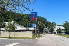 Photograph of Studio 6, Jacksonville