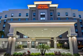 Photograph of Hampton Inn, Tampa