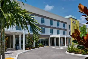 Photograph of Home2 Suites, Naples