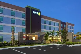 Photograph of Home2 Suites, Fort Myers