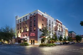 Photograph of Hampton Inn, Gainesville