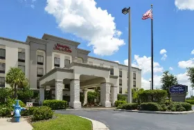 Photograph of Hampton Inn, Seffner