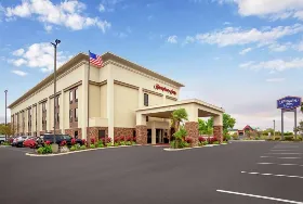 Photograph of Hampton Inn, Spring Hill