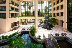 Photograph of Embassy Suites, Palm Beach Gardens