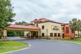 Photograph of Days Inn, Brooksville