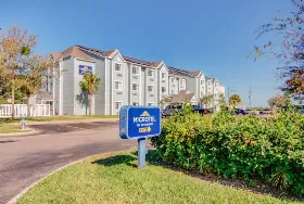 Photograph of Microtel Inn & Suites, Zephyrhills