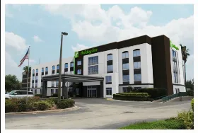 Photograph of Holiday Inn Tampa North, Tampa