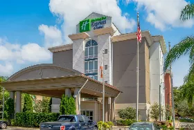 Photograph of Holiday Inn Express, Apopka