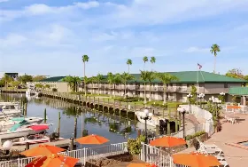 Photograph of Ramada by Wyndham, Sarasota