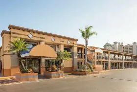Photograph of Travelodge, North Fort Myers
