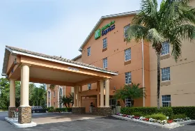 Photograph of Holiday Inn Express, Bonita Springs