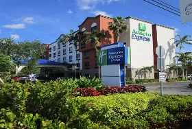 Photograph of Holiday Inn Express, Davie