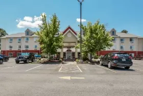 Photograph of Econo Lodge, Marianna
