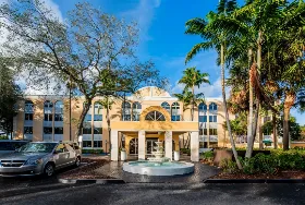 Photograph of La Quinta Inn & Suites, Fort Lauderdale